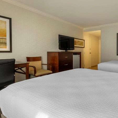 Best Western Plus Carriage Inn Los Angeles Eksteriør billede