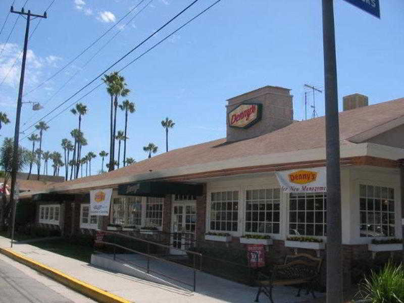 Best Western Plus Carriage Inn Los Angeles Eksteriør billede