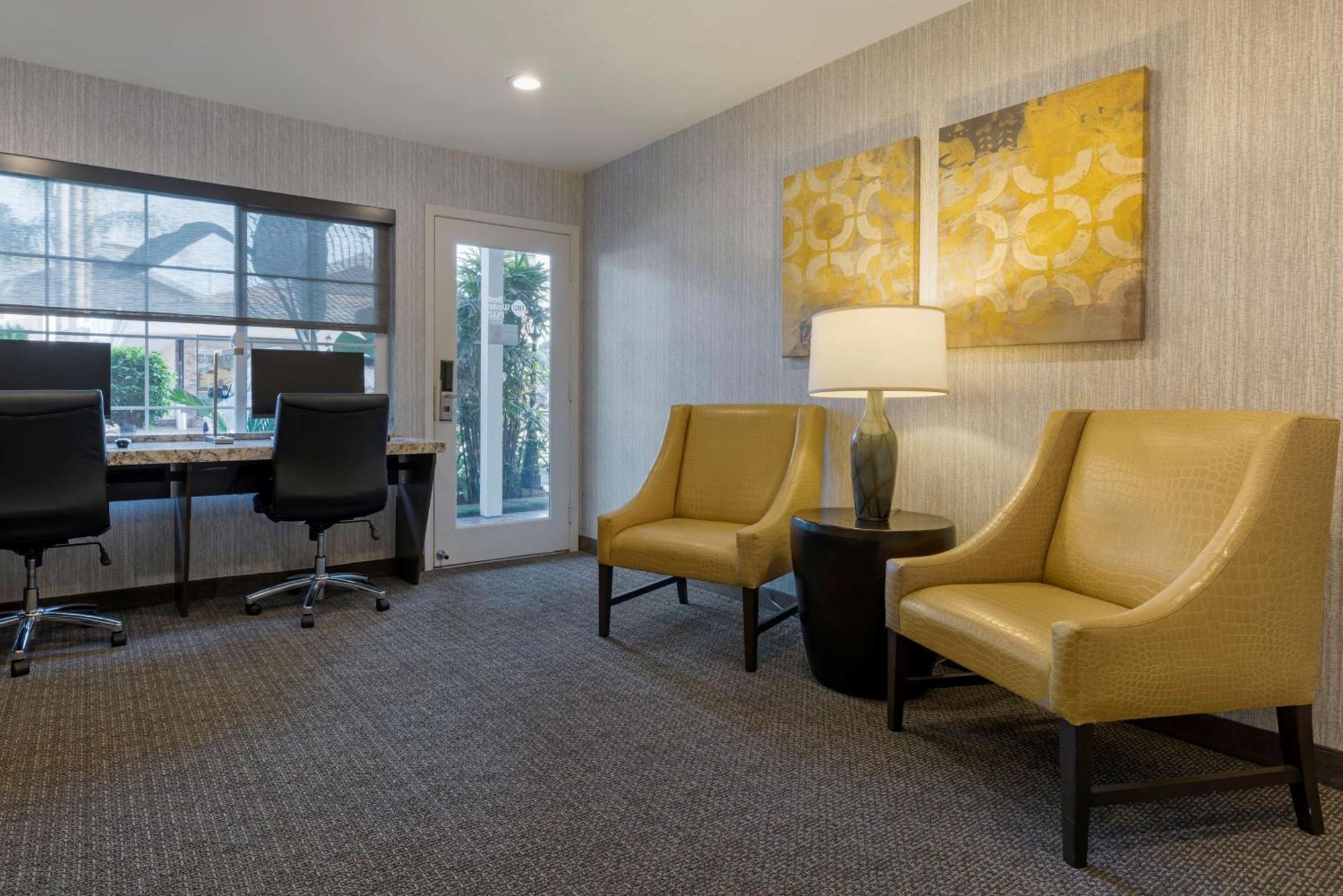 Best Western Plus Carriage Inn Los Angeles Eksteriør billede